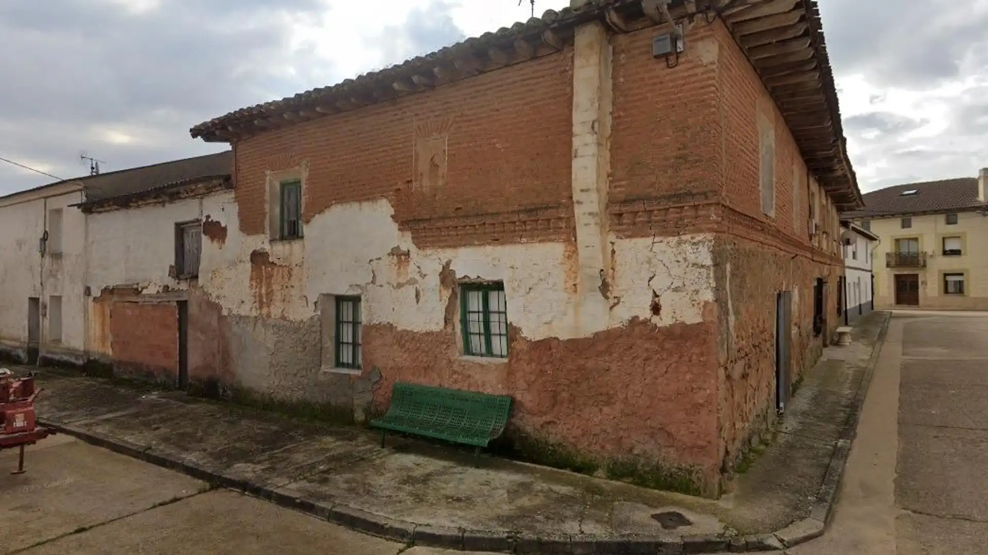 Vista exterior de Casa o chalet en venta en Herrera de Pisuerga