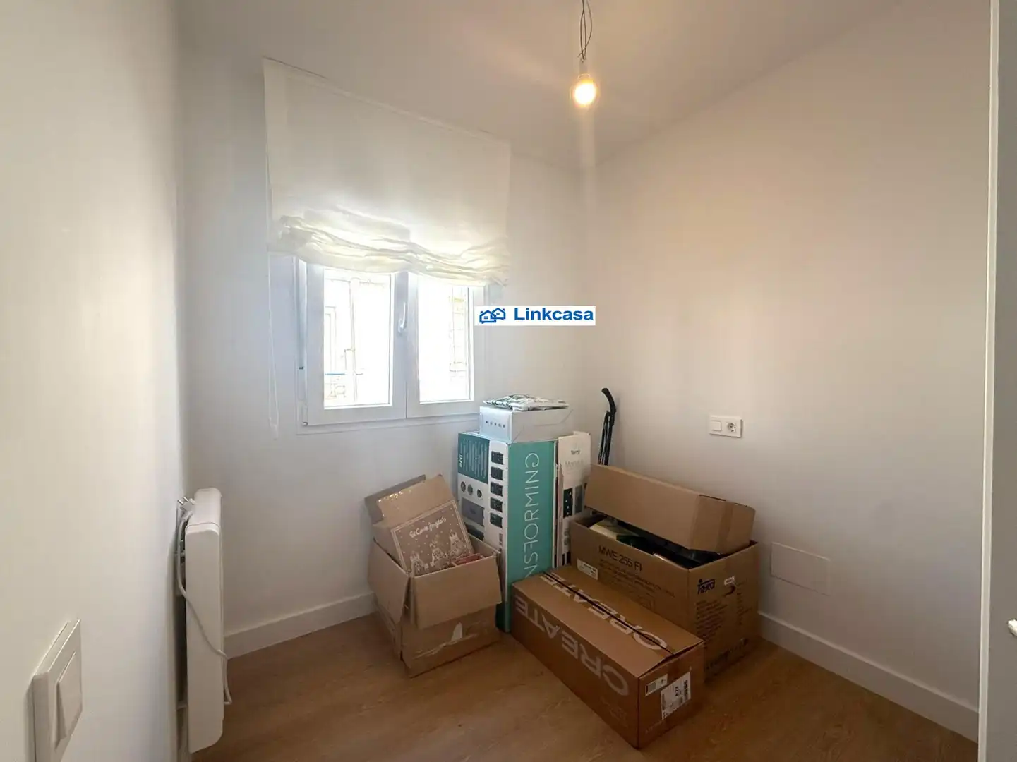 Bedroom of Flat for sale in Madrid  with Air Conditioner, Heating and Terrace