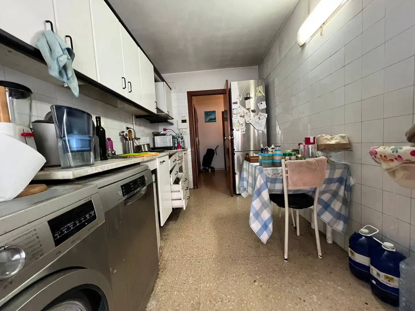 Küche von Wohnung zum Verkauf in Barcelona mit Balkon