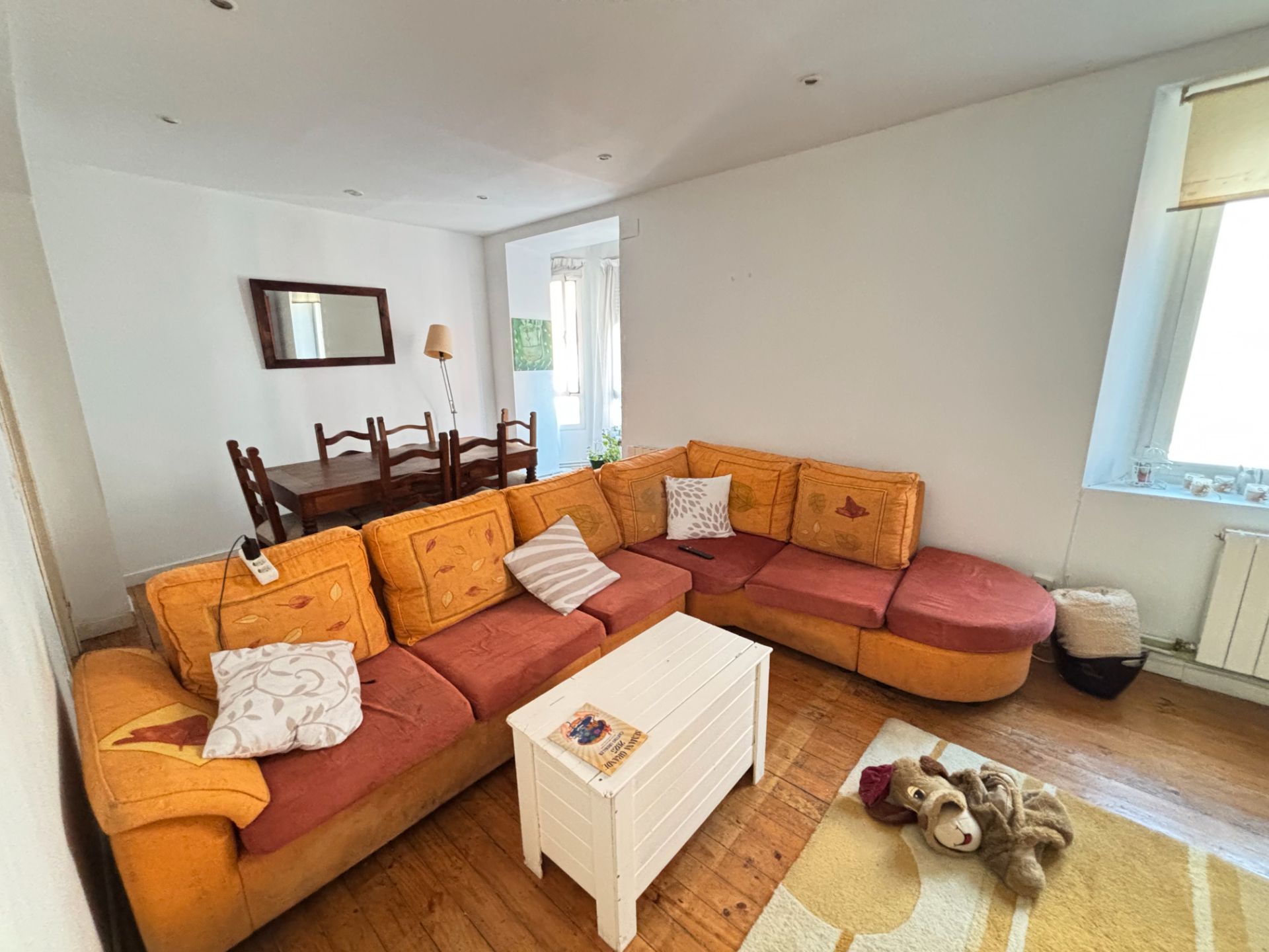 Living room of Flat for sale in Castro-Urdiales  with Heating, Parquet flooring and Terrace