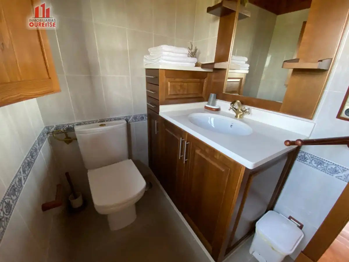 Baño de Casa o chalet en venta en Carballeda de Avia con Aire acondicionado, Calefacción y Jardín privado