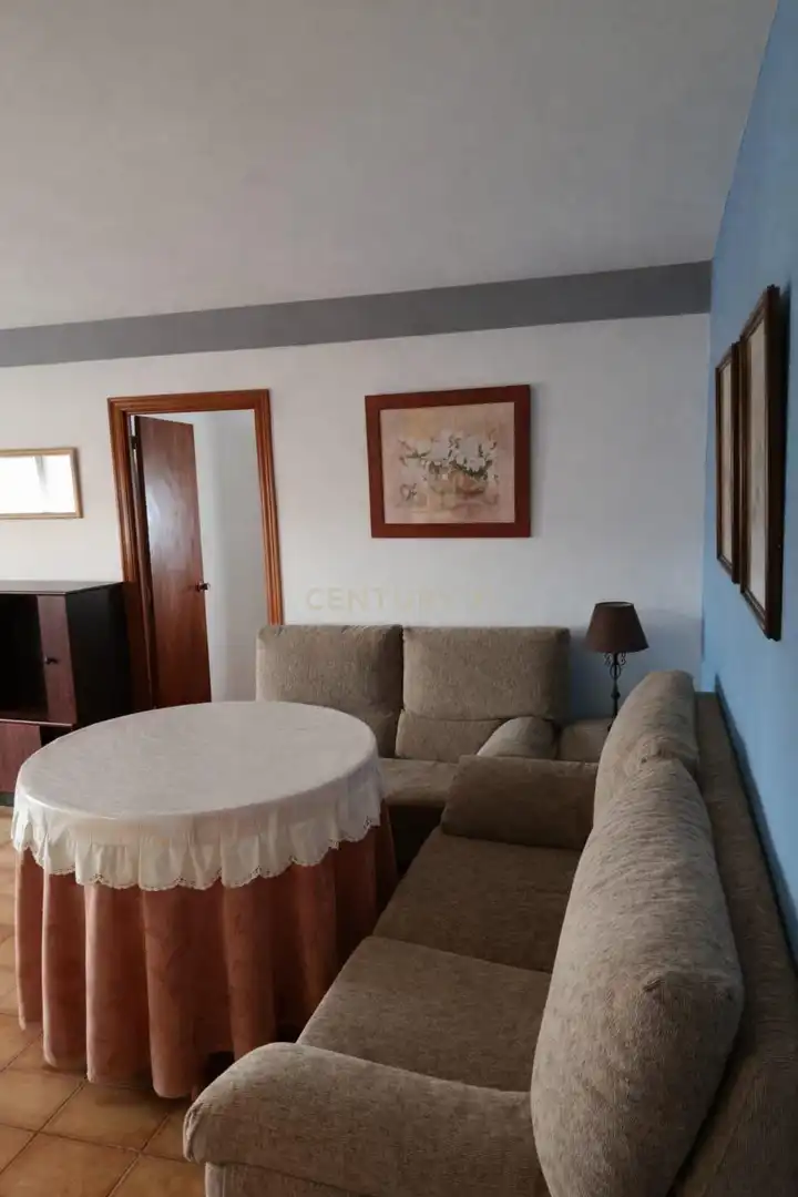 Sala de estar de Casa adosada en venta en Herrera de Alcántara con Trastero