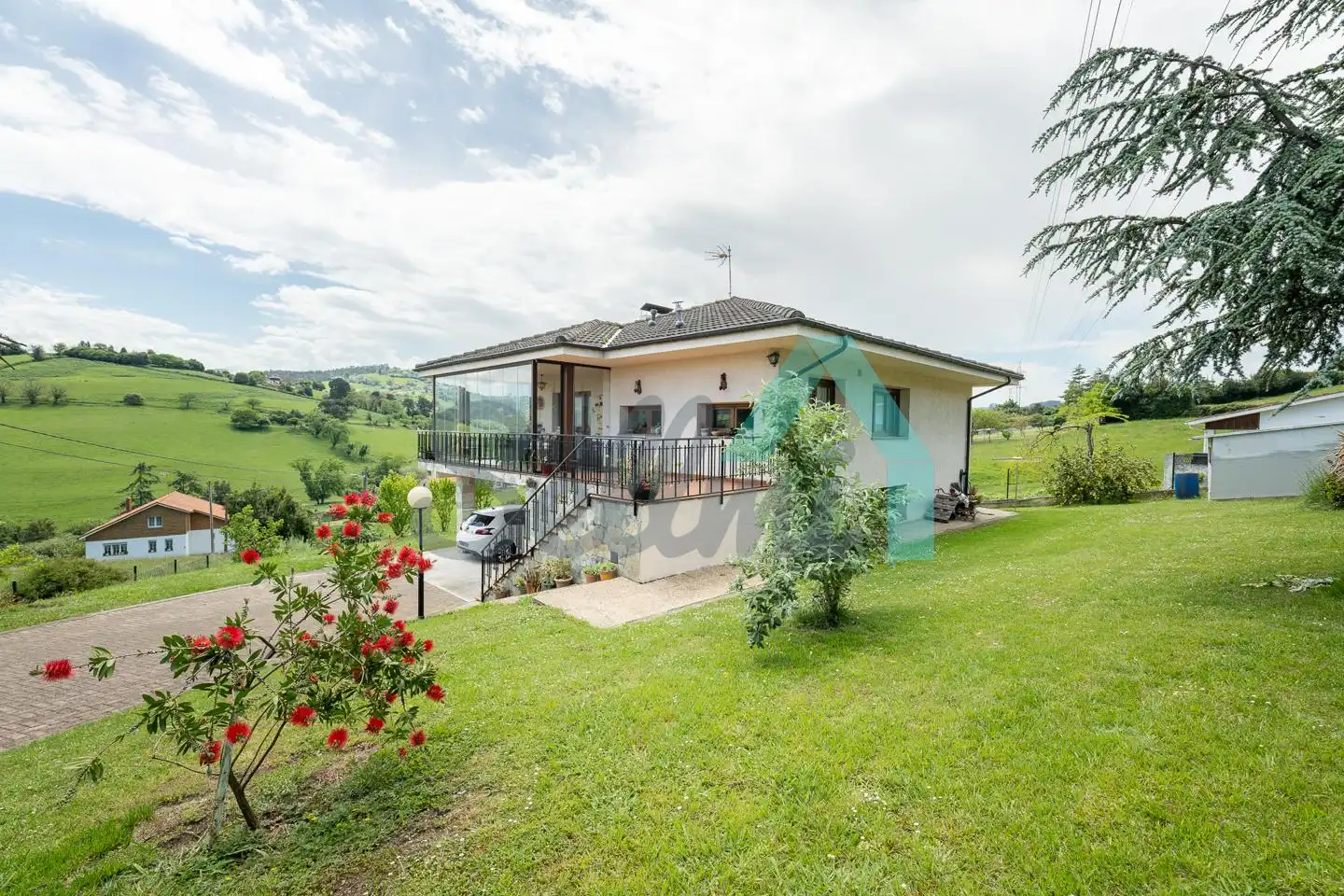 Exterior view of Houses for sale in Gijón   with Heating, Private garden and Terrace