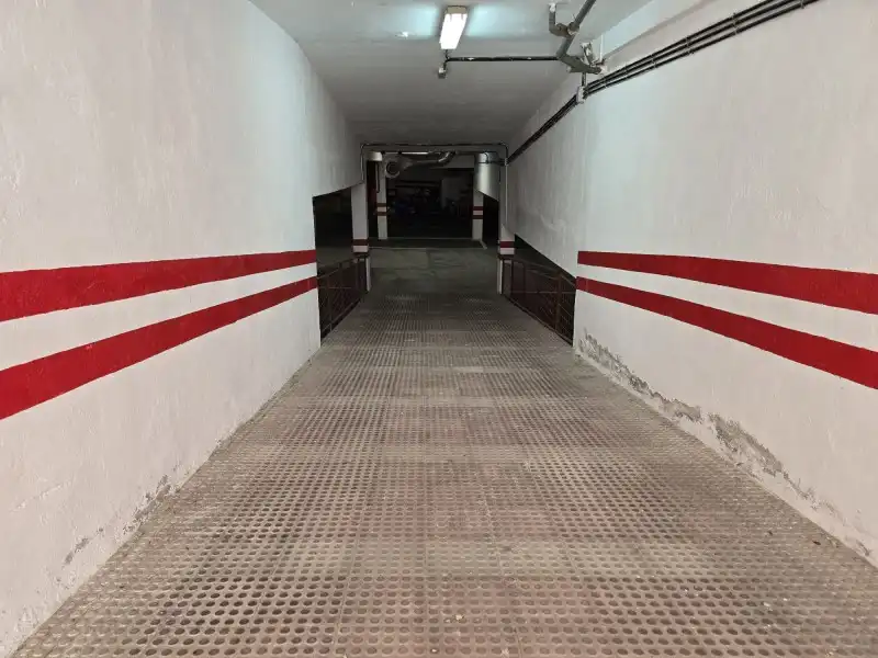 Garaje en venta en Motril