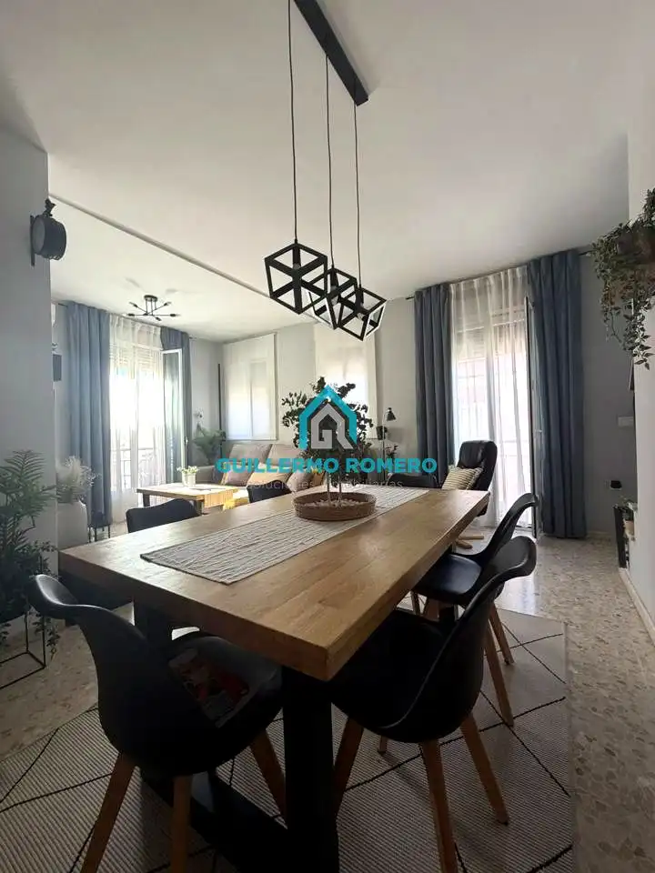 Comedor de Dúplex en venta en Coria del Río