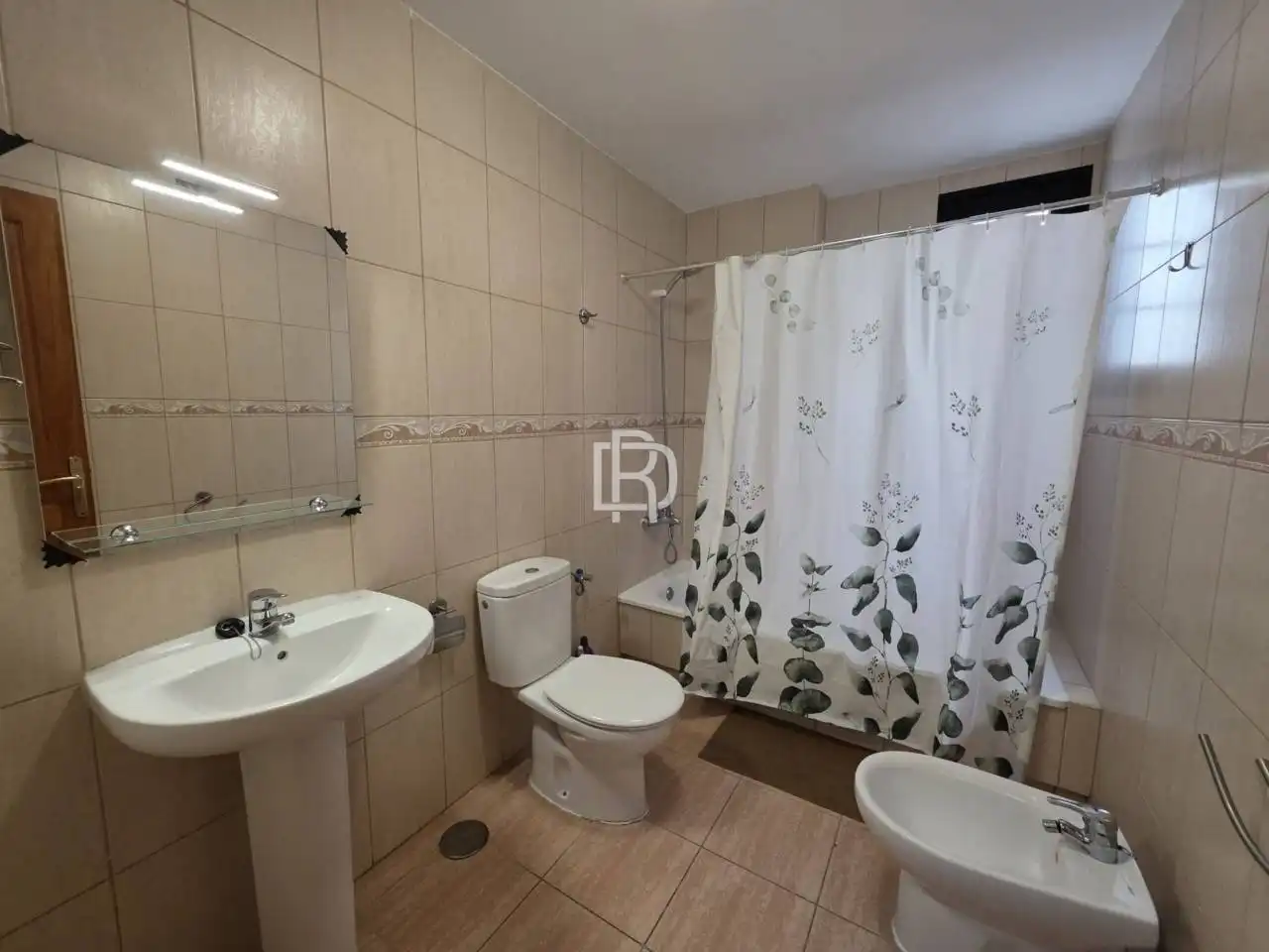 Bathroom of Flat for rent in Icod de los Vinos  with Furnished and Balcony