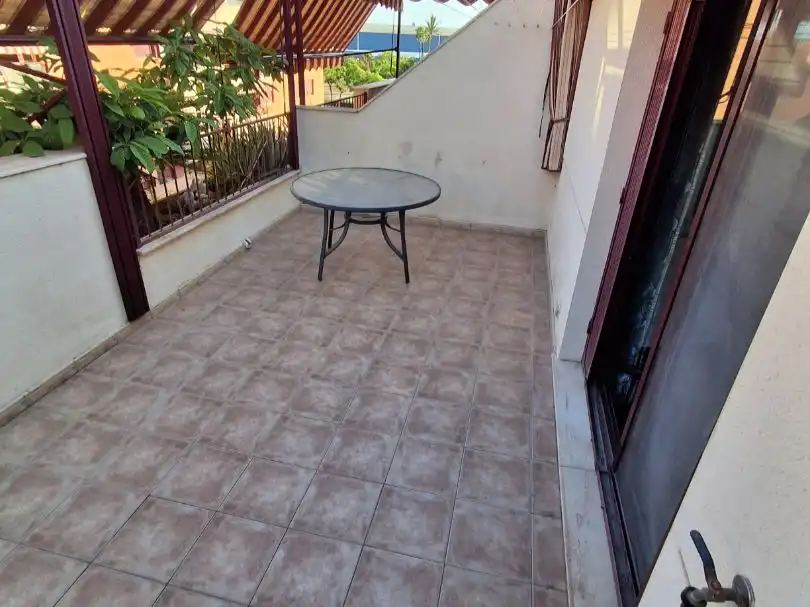 Reihenhaus mit Pool zum Verkauf in Carrer América 49, imagen 33