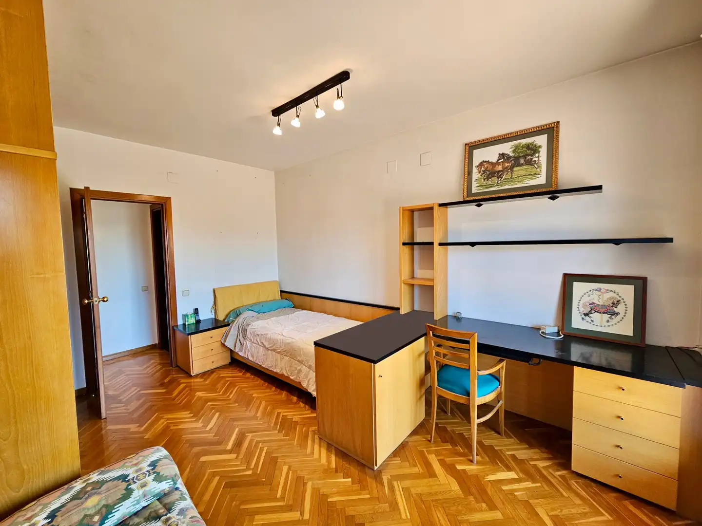 Habitación de Dúplex de alquiler en Sant Just Desvern con Aire acondicionado, Calefacción y Jardín privado