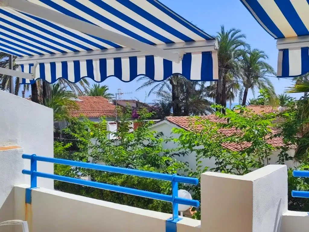 Apartamento con piscina en venta en Carretera de les Marines a Dénia, imagen 2