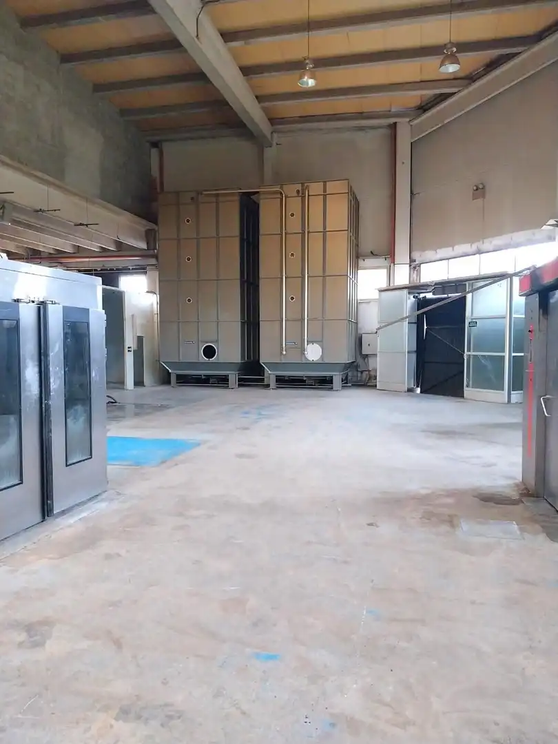 Industriegebäude zum Verkauf in Torrelaguna