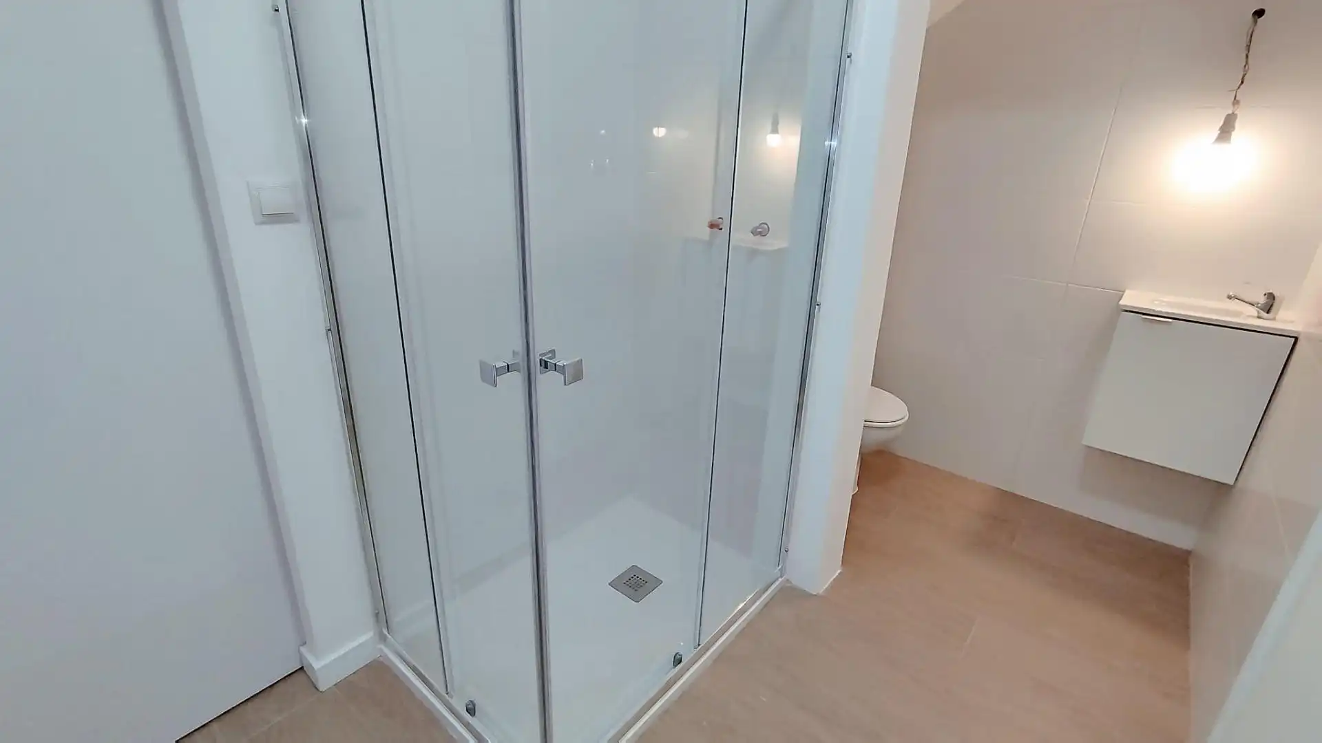 Baño de Local de alquiler en Alicante / Alacant