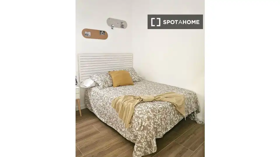 Habitación en Ruiseñores