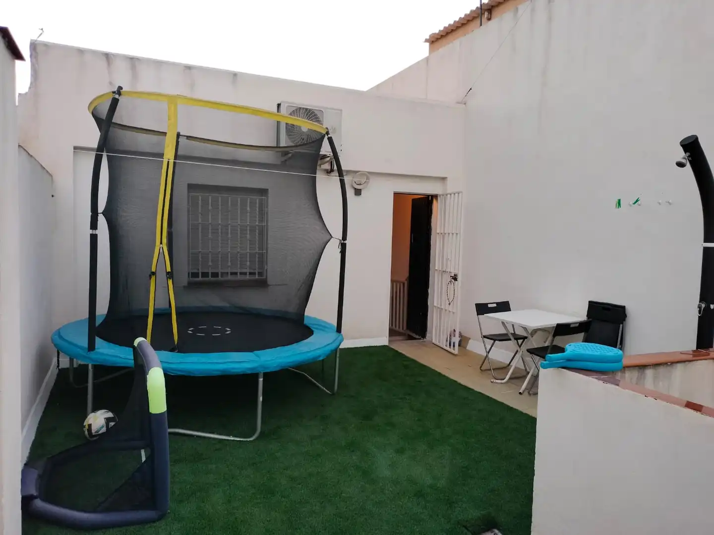 Jardí de Casa o xalet en venda en Dos Hermanas amb Aire condicionat, Calefacció i Terrassa