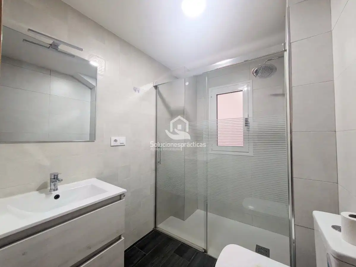 Flat with terrace to rent in Andalucía, imagen 17