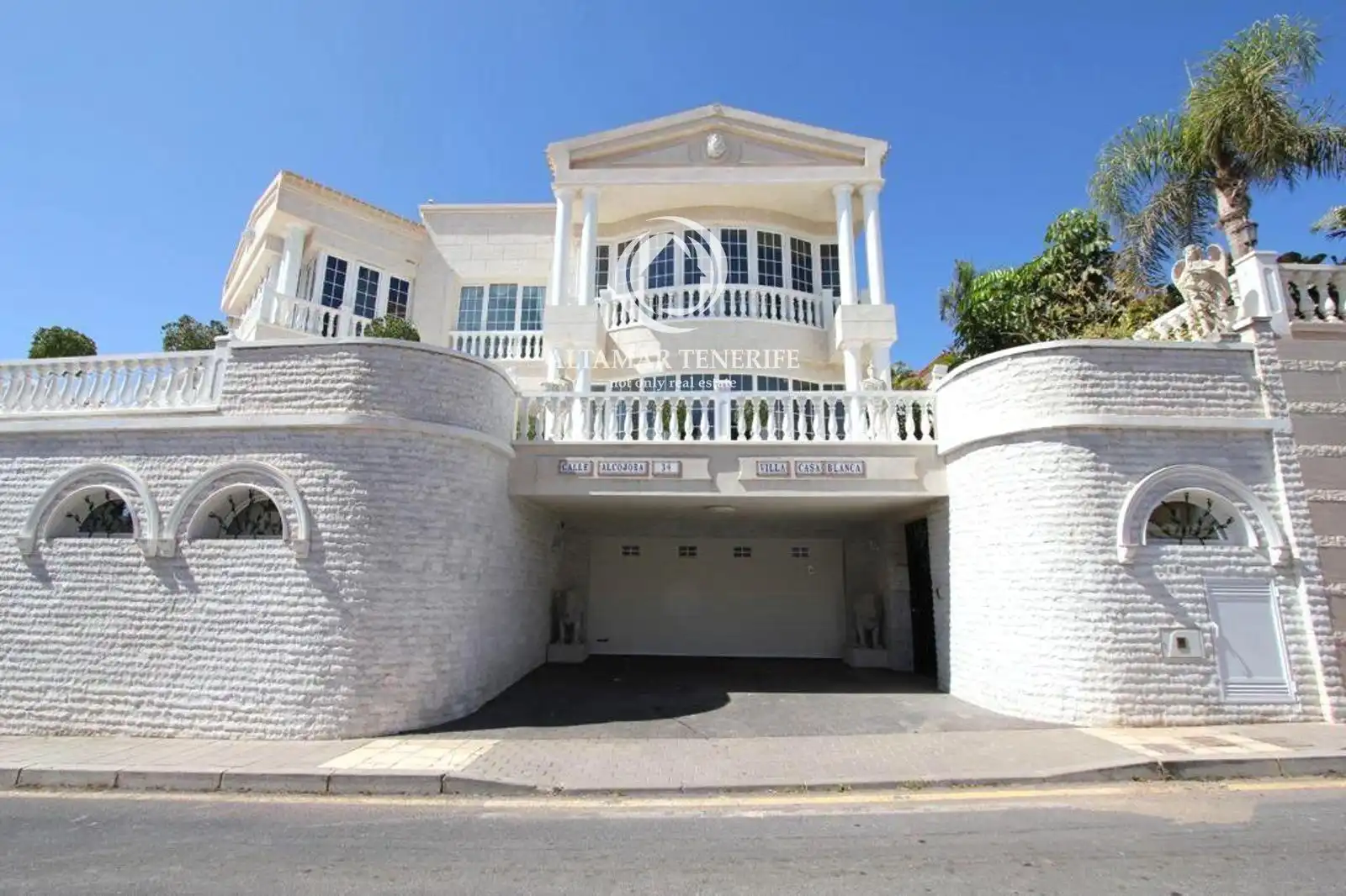 Casa con piscina en venta en CALLE ALCOJORA, imagen 5