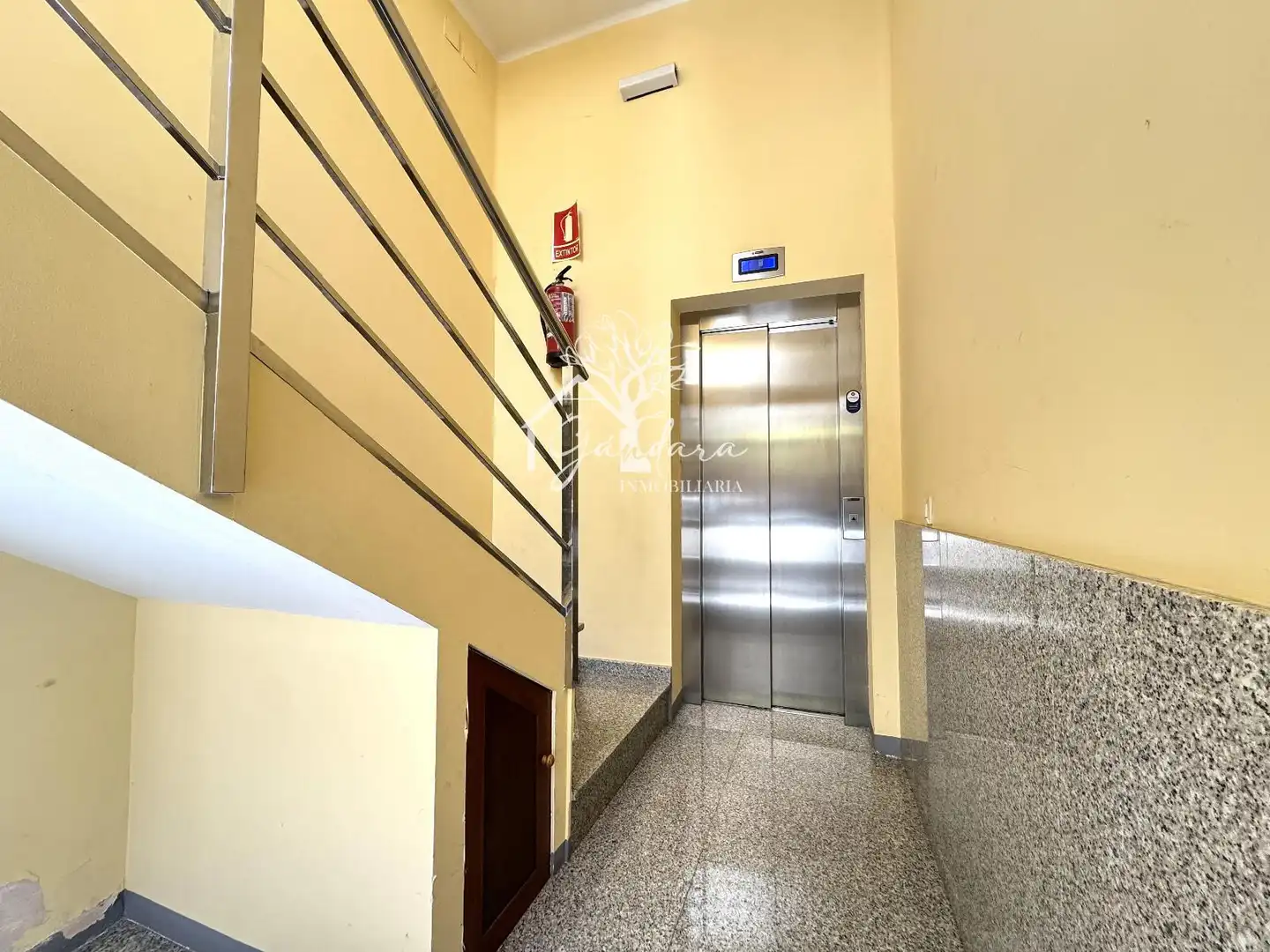 Piso en venta en Ferrol con Calefacción, Terraza y Trastero