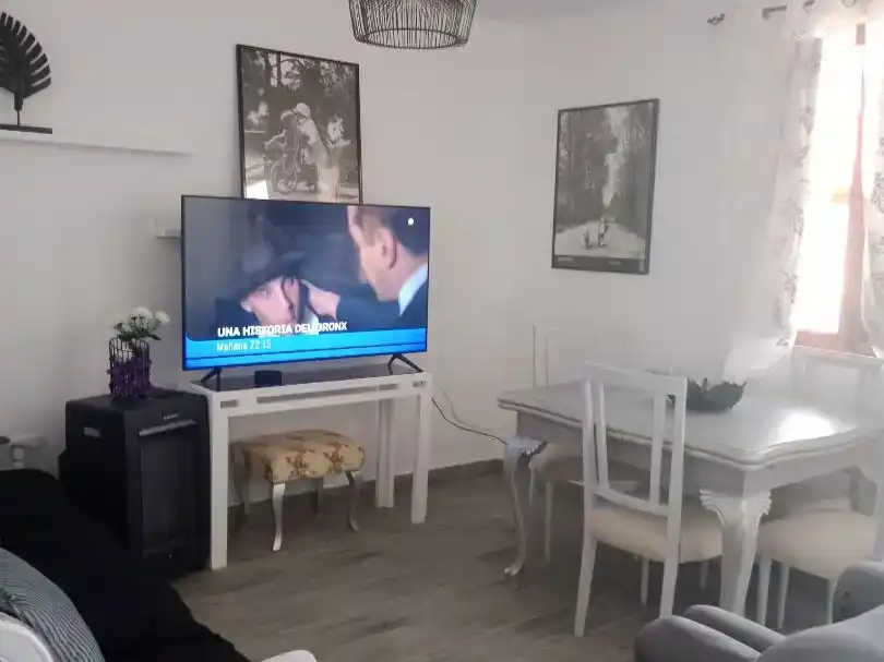 Wohnzimmer von Country house zur Miete in Algueña mit Möbliert