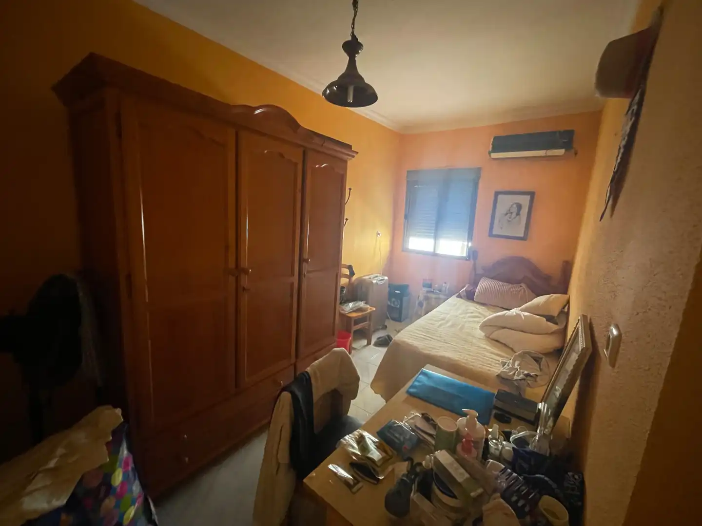 Dormitori de Casa adosada en venda en Coria del Río amb Aire condicionat i Terrassa
