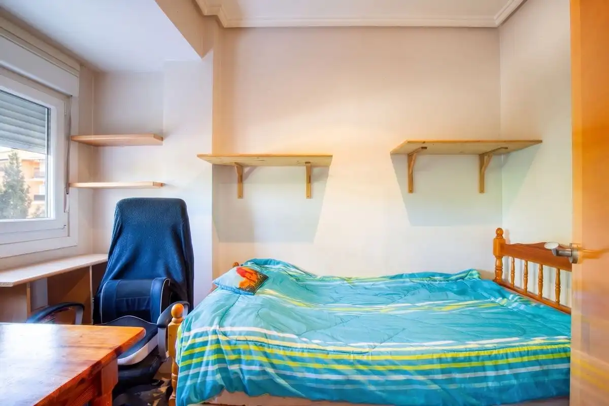 Schlafzimmer von Wohnung zum Verkauf in Mislata mit Klimaanlage und Heizung