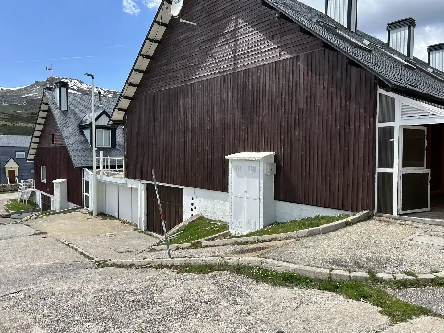 Vista exterior de Casa o chalet en venta en Hermandad de Campoo de Suso con Jardín privado, Parquet y Trastero