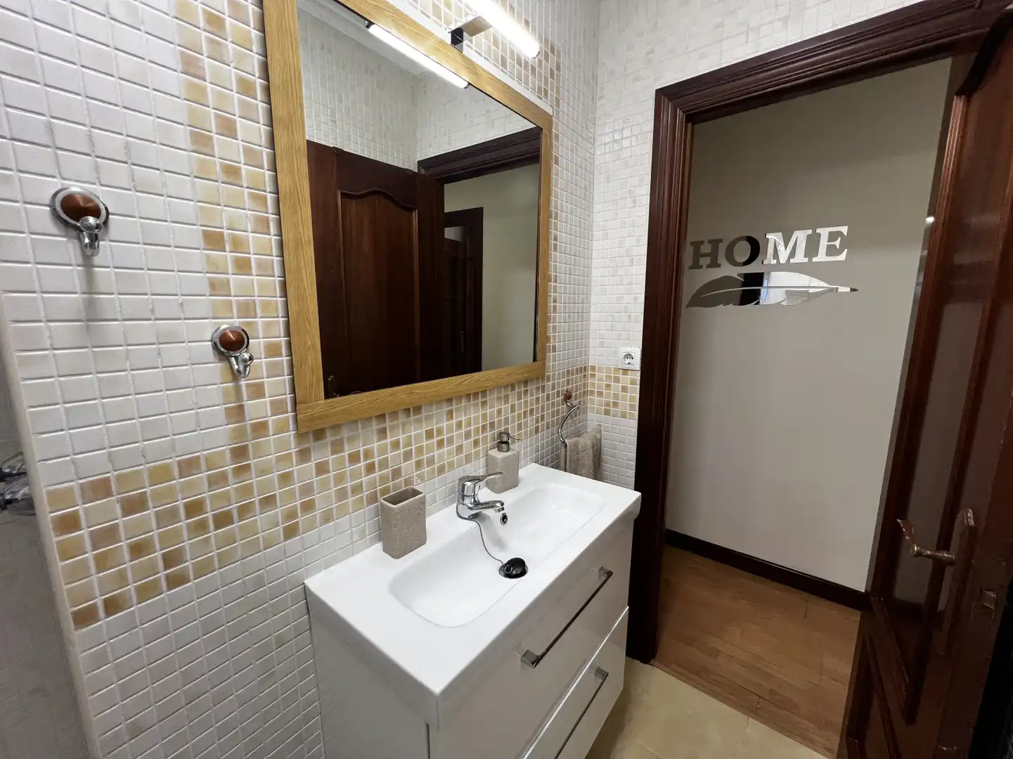 Bathroom of Flat for rent in Santander  with Heating