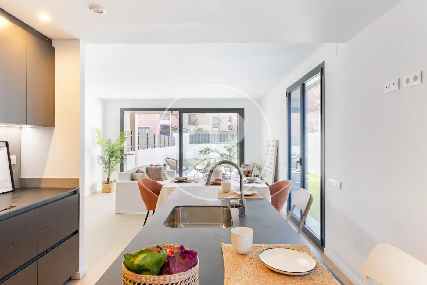 Cocina de Piso en venta en Sant Cugat del Vallès con Aire acondicionado, Calefacción y Jardín privado