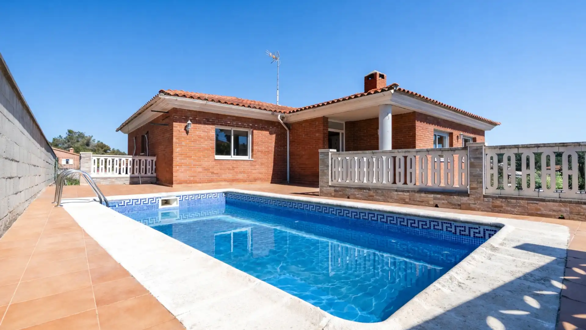 Piscina de Casa o chalet en venta en El Catllar  con Aire acondicionado, Calefacción y Jardín privado