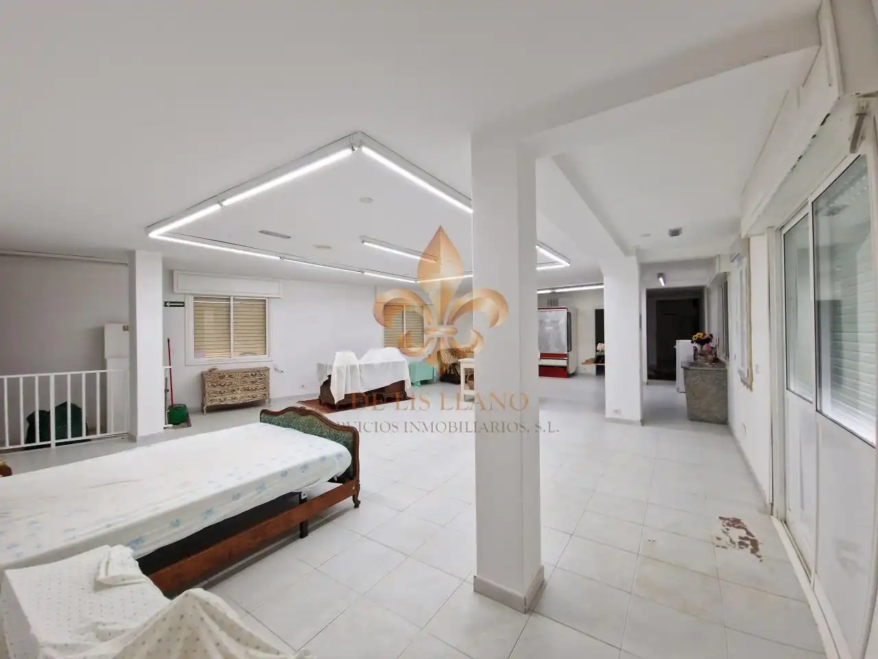 Piso en venta en Oia con Calefacción, Terraza y Amueblado