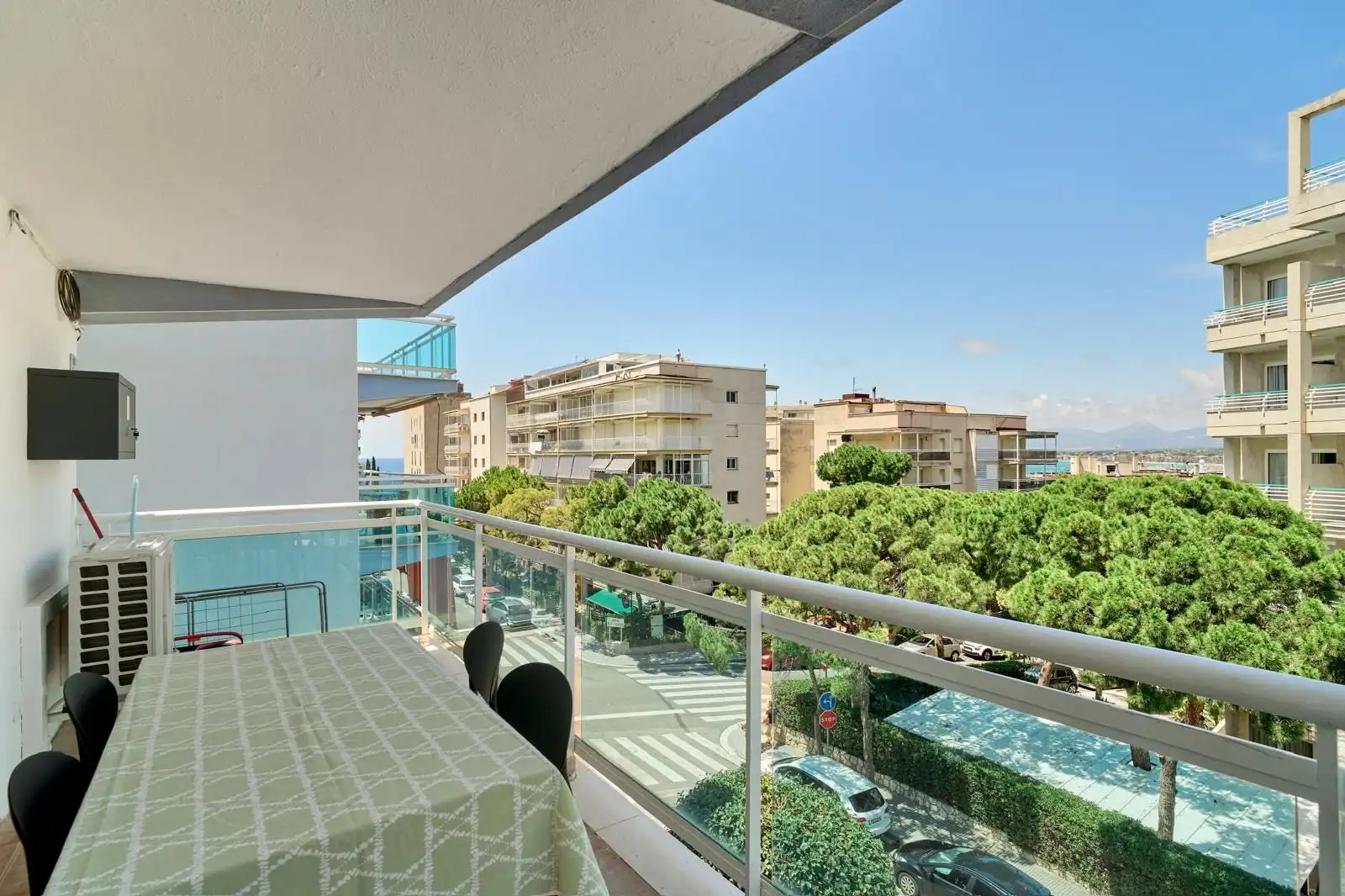 Piso con terraza en venta en Penedes del 6, imagen 2