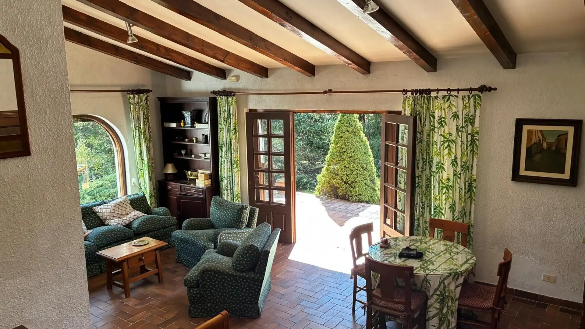 Sala d'estar de Casa o xalet en venda en La Vecilla amb Jardí privat i Traster