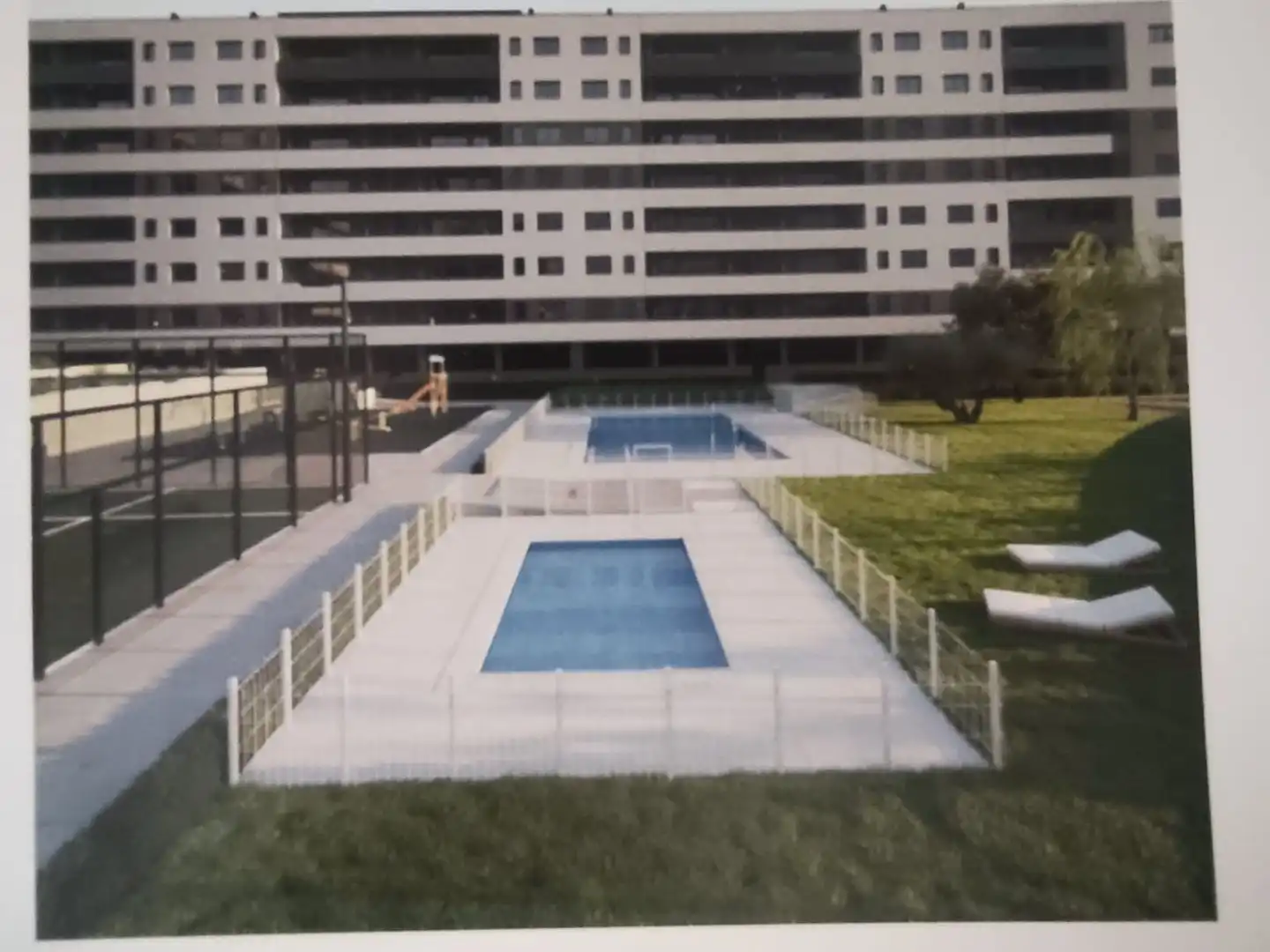 Piscina de Pis en venda en  Zaragoza Capital amb Aire condicionat, Terrassa i Balcó