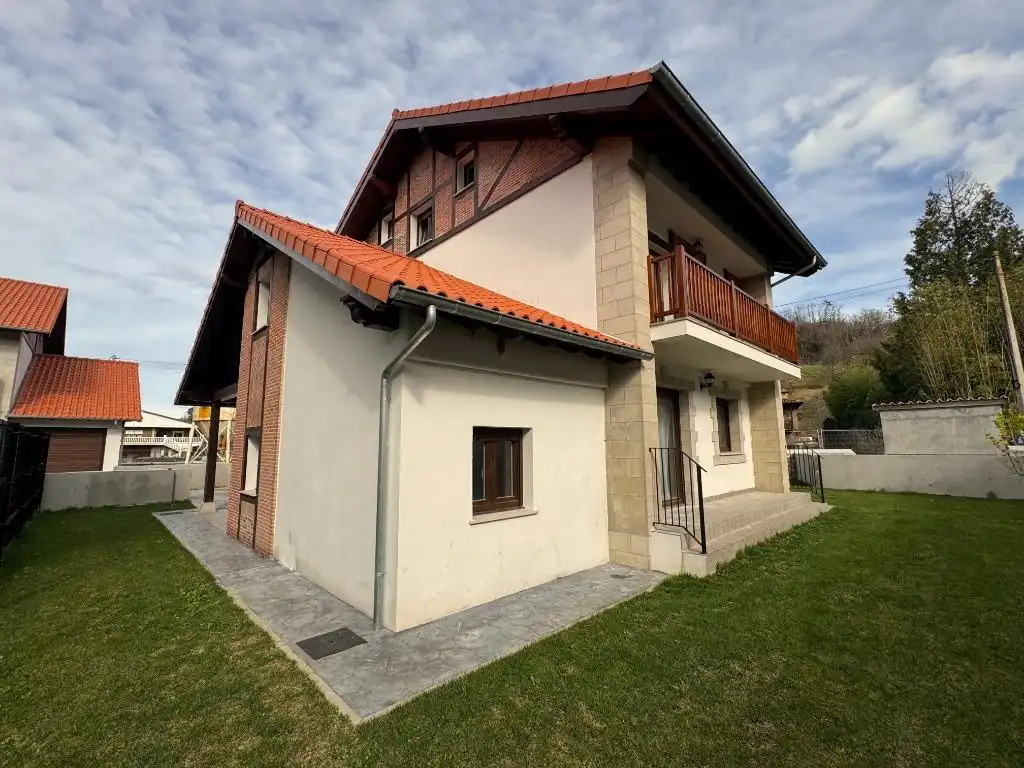 Exterior view of Houses for sale in Molledo  with Heating, Private garden and Storage room