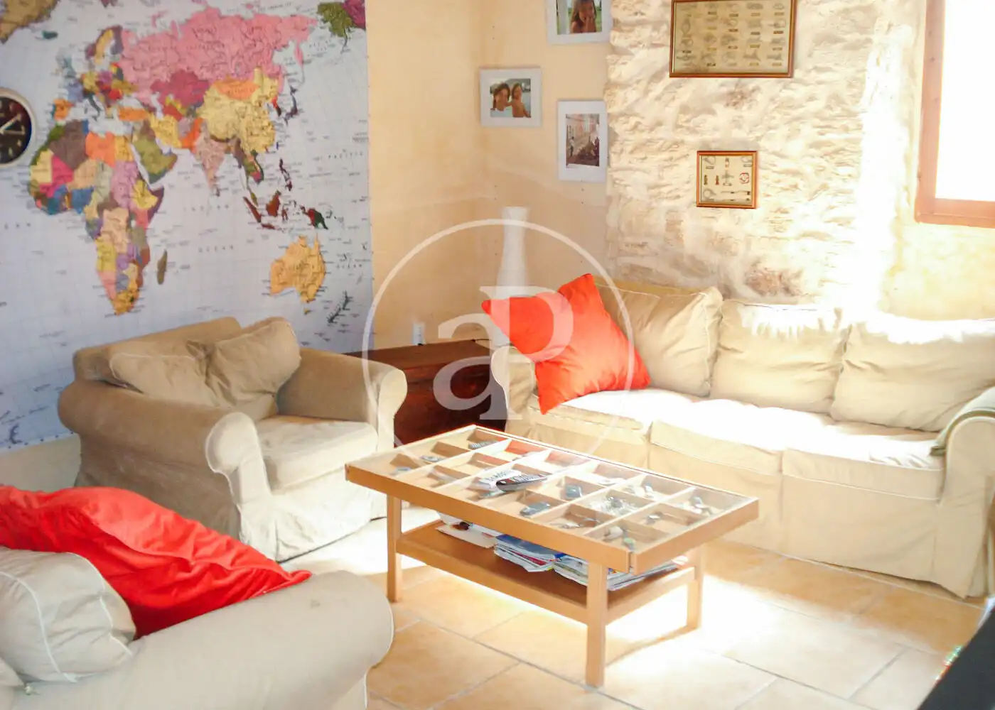 Sala de estar de Casa adosada en venta en Capdepera con Calefacción, Jardín privado y Terraza
