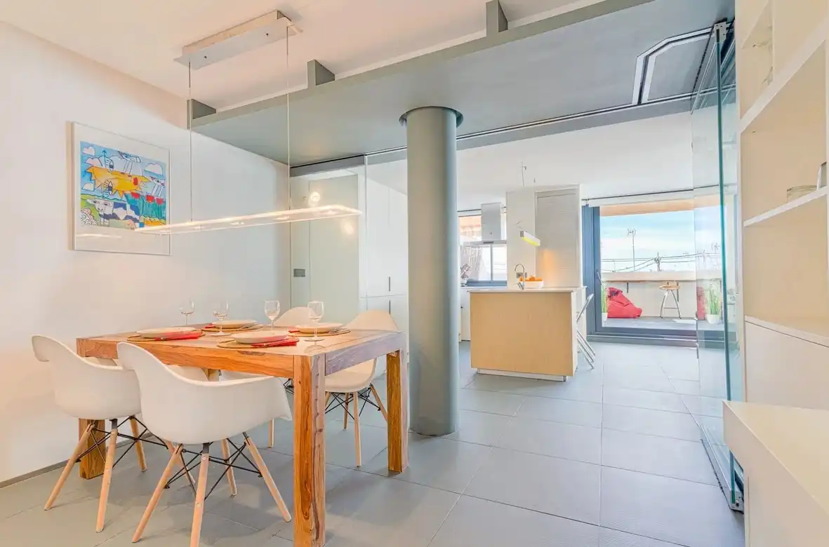 Küche von Wohnungen zur Miete in  Valencia Capital mit Klimaanlage, Heizung und Terrasse