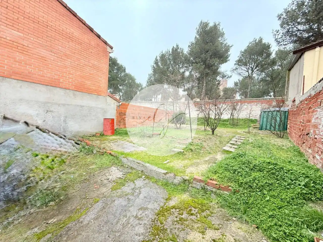 Casa amb jardí en venda a Calle Respaldo de la Mota