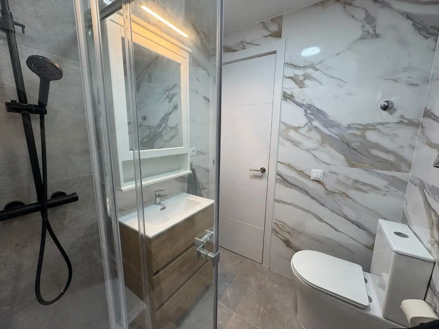 Badezimmer von Wohnung zur Miete in San Bartolomé de Tirajana mit Klimaanlage und Terrasse