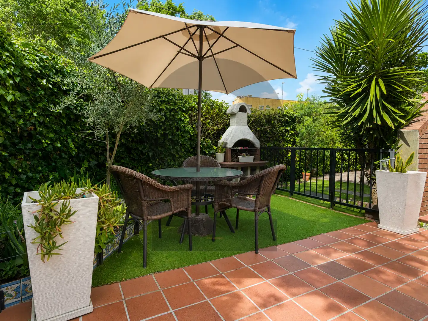 Terrace of Houses for sale in Pozuelo de Alarcón  with Air Conditioner, Heating and Private garden
