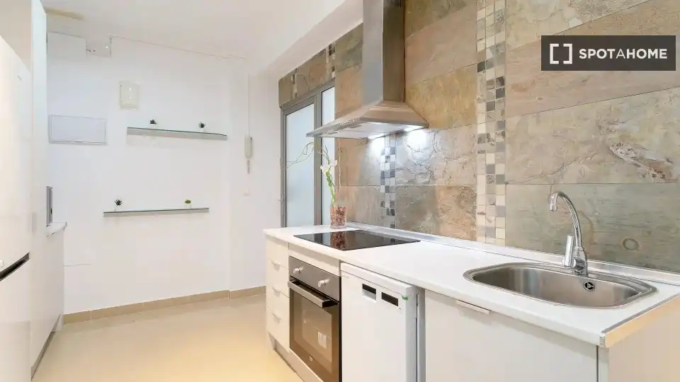 Wohnung zur Miete in Ensanche - Diputación