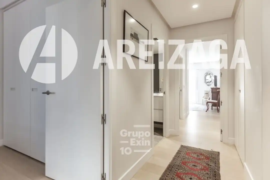 Piso en venta en Bergara Kalea, Área Romántica
