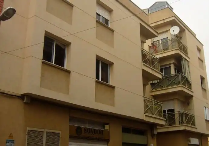 Piso en venta en RAMON I CAJAL, Les Roquetes