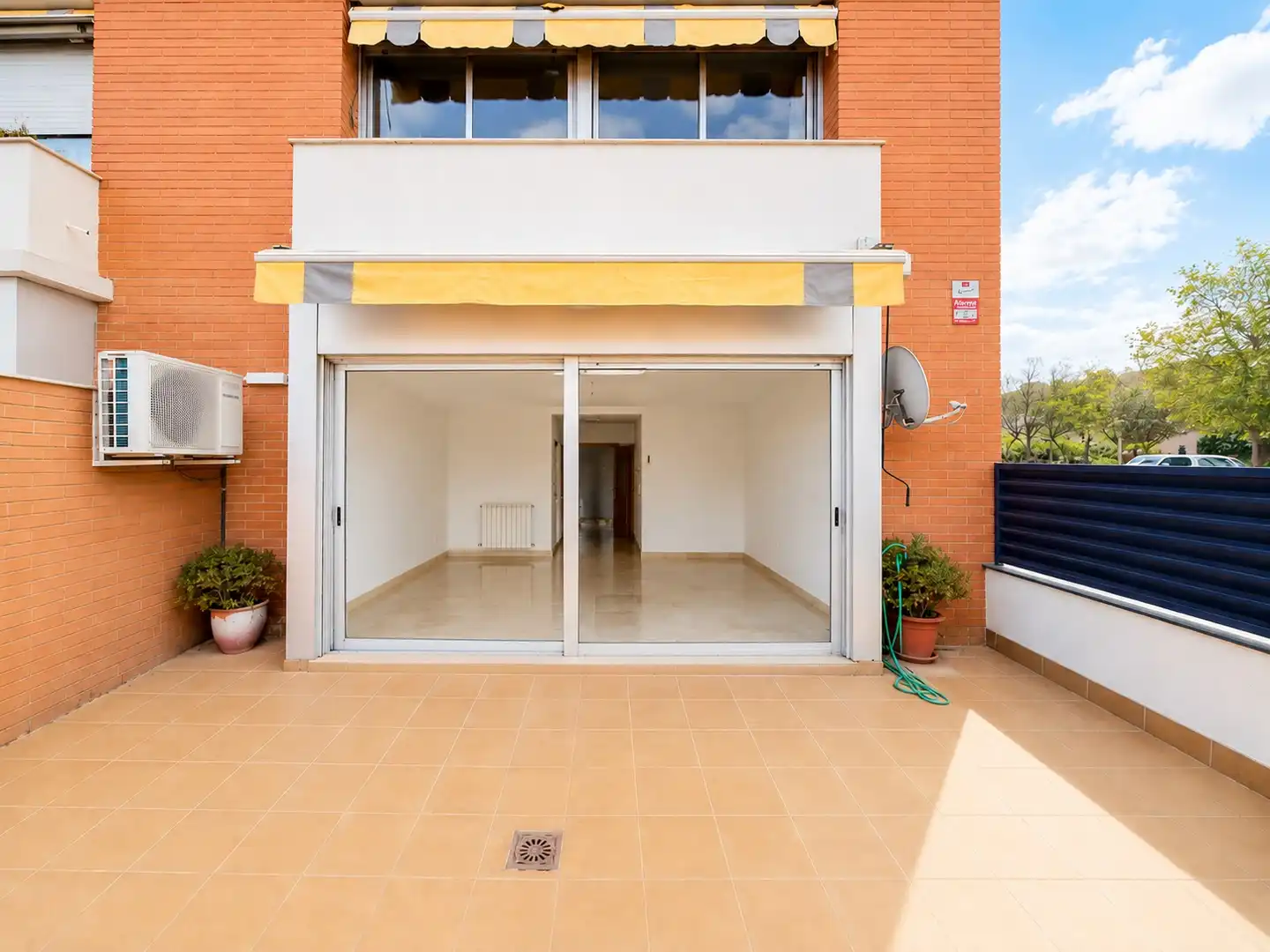 Casa adosada de alquiler en Sant Feliu de Llobregat con Aire acondicionado, Calefacción y Jardín privado