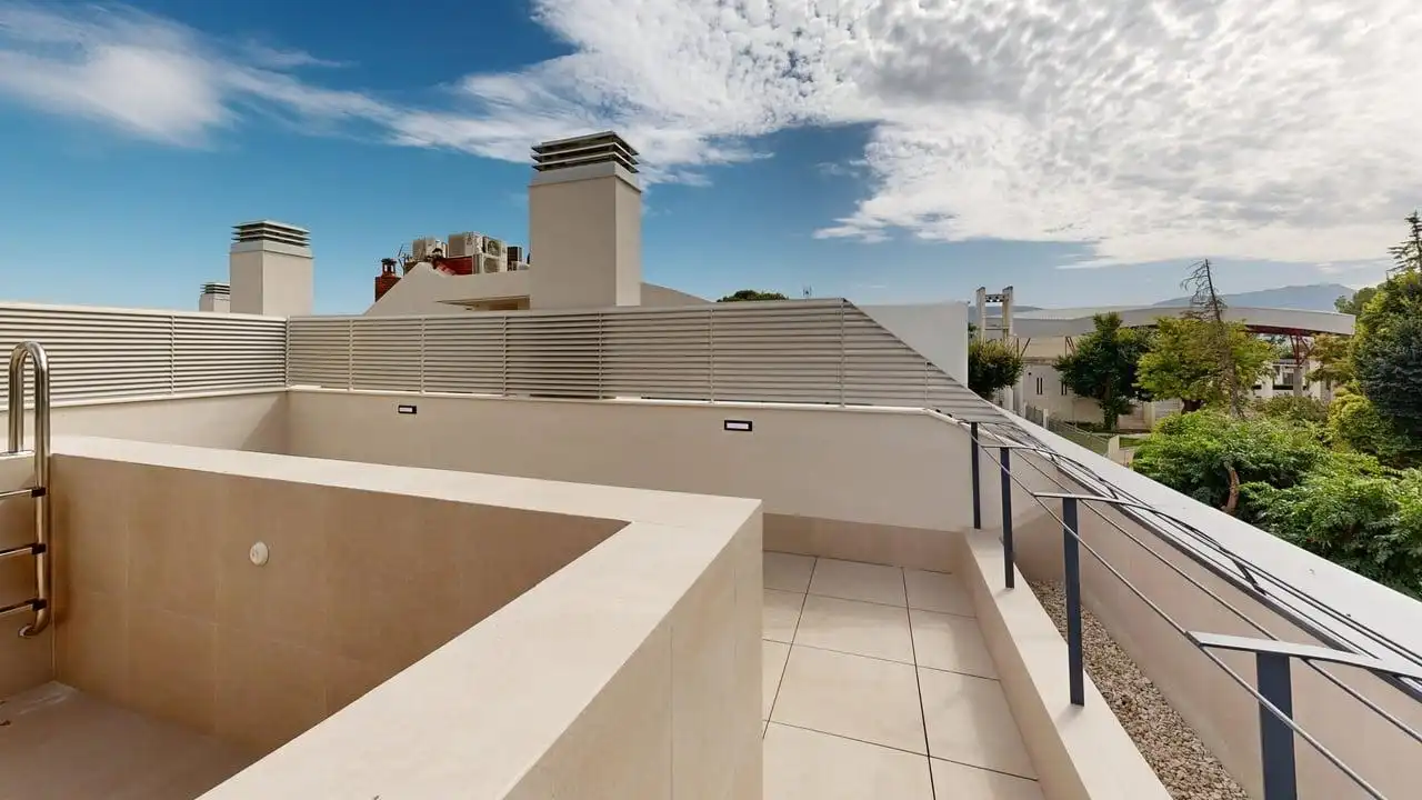 Duplex con piscina in vendita a Alameda de Adolfo Suárez, imagen 3