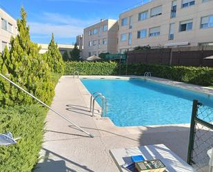 Piscina de Pis en venda en Las Rozas de Madrid amb Aire condicionat