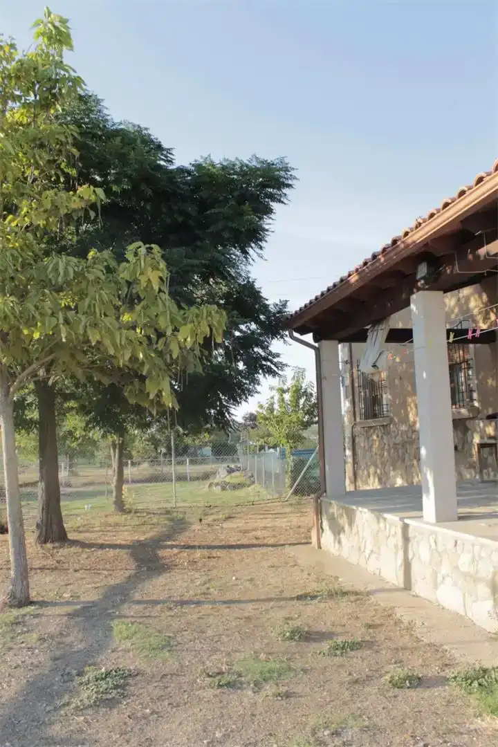 Finca rústica en venda en Coria amb Jardí privat, Traster i Moblat