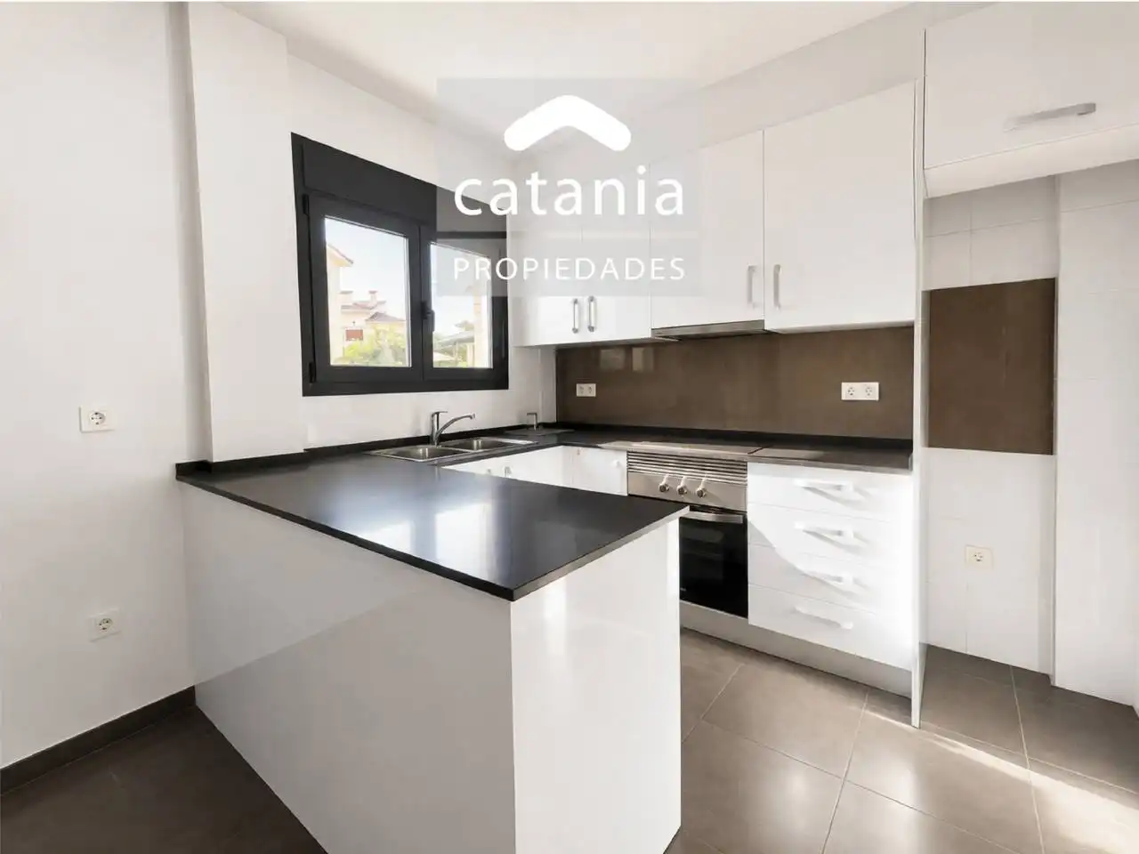 Casa bifamiliare con piscina in vendita a Calle Magnòlia, imagen 5