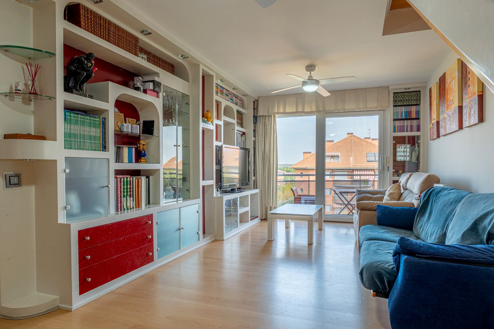 Sala d'estar de Àtic en venda en Boadilla del Monte amb Aire condicionat, Calefacció i Parquet