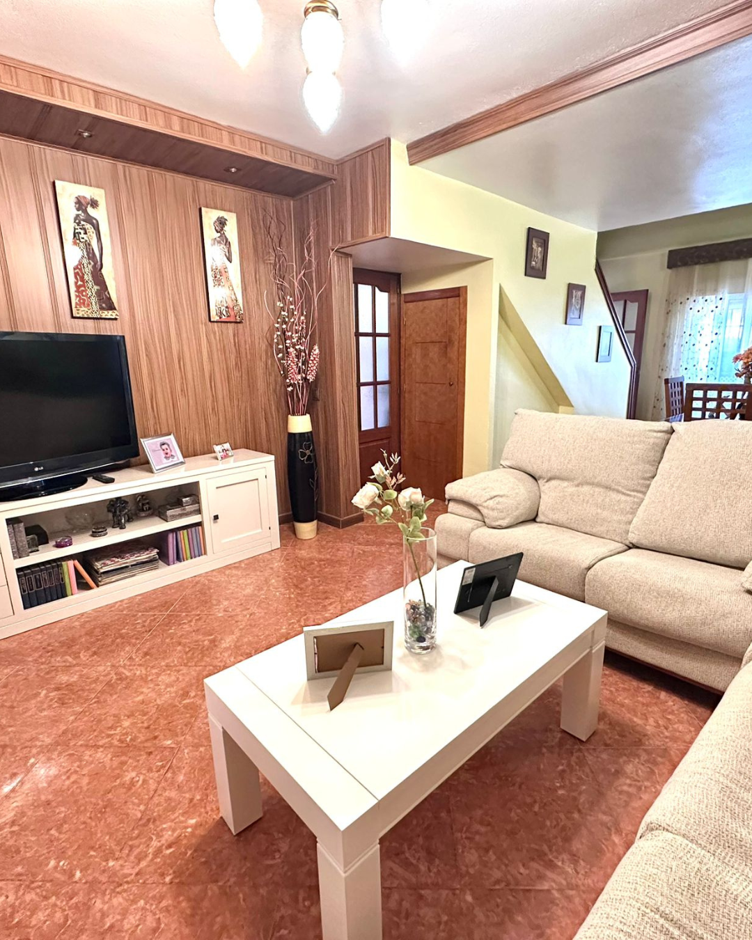 Living room of Single-family semi-detached for sale in  Sevilla Capital  with Storage room and Swimming Pool