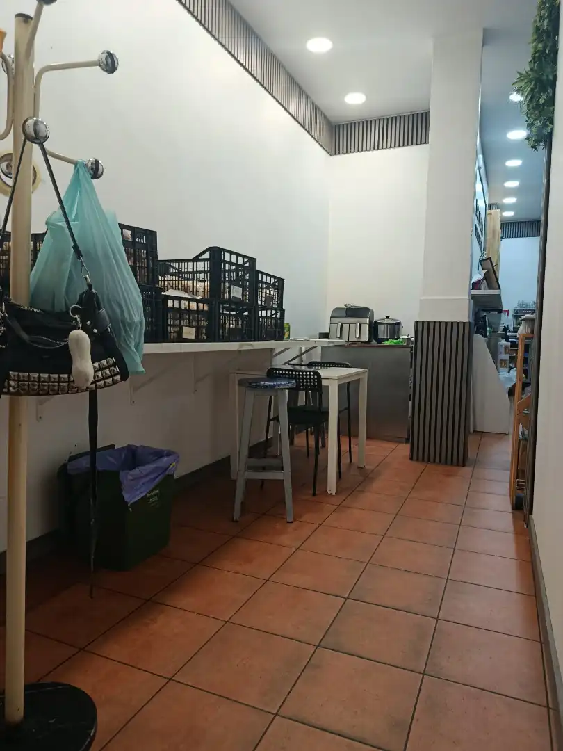 Local en venta en Madrid con Aire acondicionado, Calefacción y Amueblado
