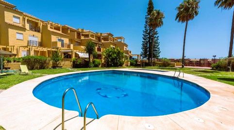 Foto 5 de Casa adosada en venda a Urbanizacion la Palmera , la Boladilla Alta , Sotoserena, Estepona