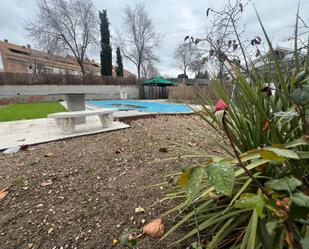 Swimming pool of House or chalet for sale in Arroyomolinos (Madrid)  with Heating, Private garden and Parquet flooring